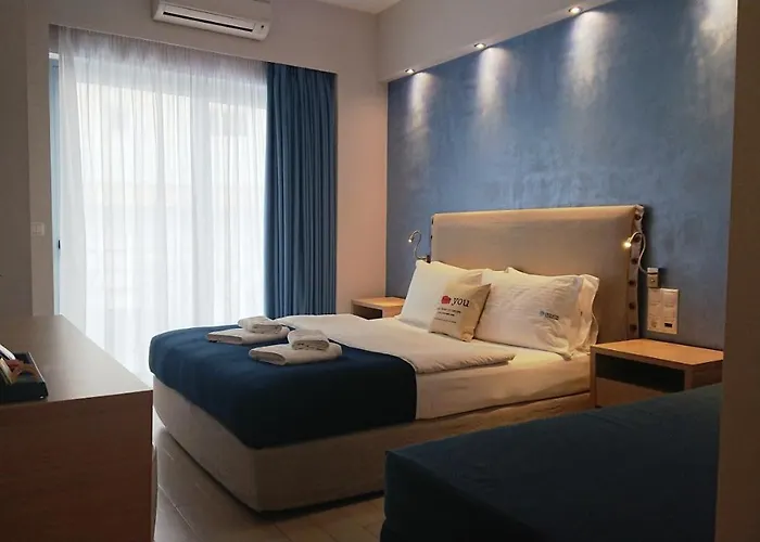 Aparthotel Diolkos 4*